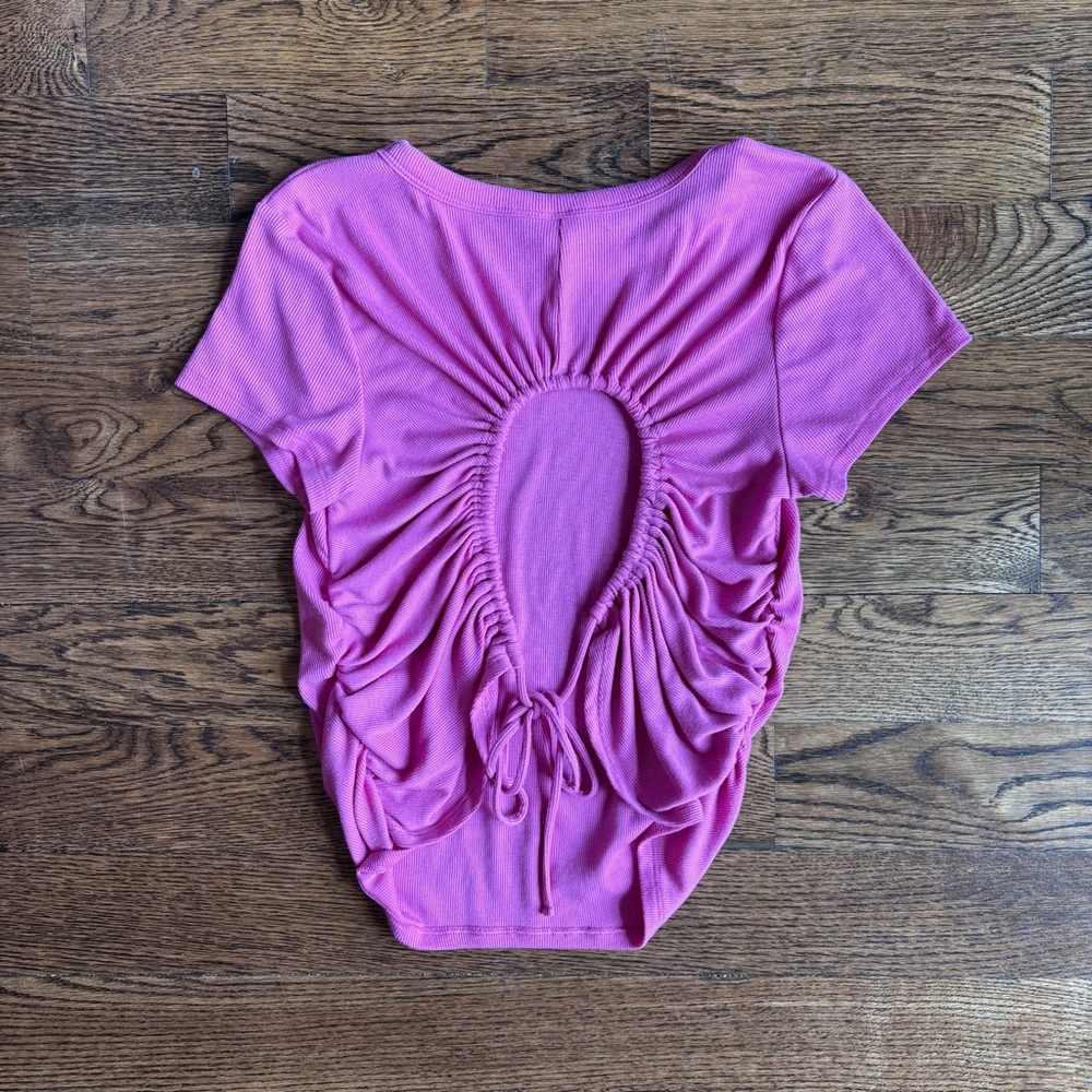 Old Navy UltraLite Go Dry Ribbed Pink Ruched Open-Back Short Sleeve Tee Medium - Picture 4 of 4